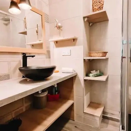 T3 Refait A Neuf /plage/centre/gare/terrasse/pkg/wifi *