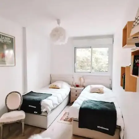 Apartamento T3 Refait A Neuf /plage/centre/gare/terrasse/pkg/wifi