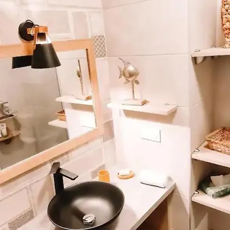 Lägenhet T3 Refait A Neuf /plage/centre/gare/terrasse/pkg/wifi Arcachon