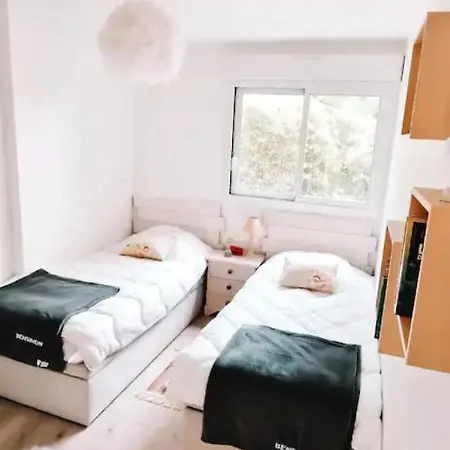 T3 Refait A Neuf /plage/centre/gare/terrasse/pkg/wifi Lägenhet *