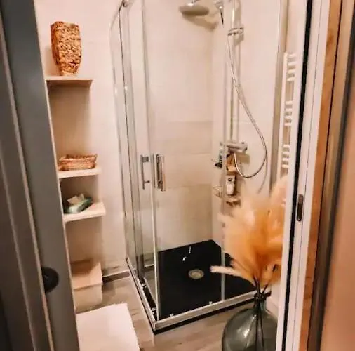 T3 Refait A Neuf /plage/centre/gare/terrasse/pkg/wifi *