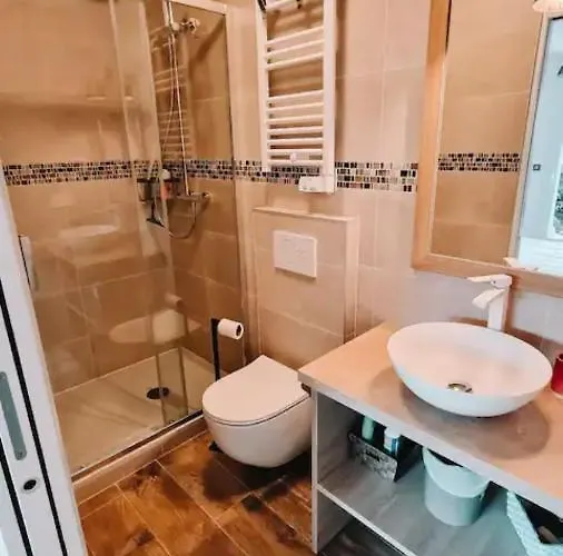 Apartman T3 Refait A Neuf /plage/centre/gare/terrasse/pkg/wifi Arcachon